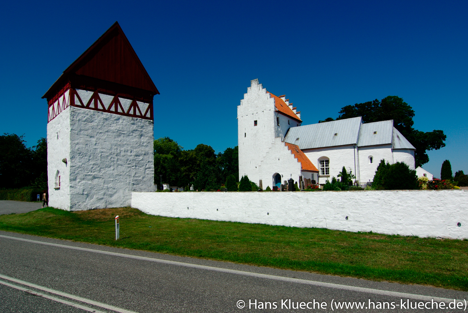 Bodils Kirke an Landstraße Aakirkeby - Nexø 