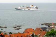 Gudhjem Bornholm Hafen mit Kreuzfahtschiff